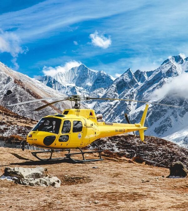 Helicopter tours in Nepal
